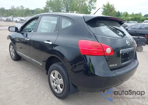 2013 Nissan Rogue S z USA, uszkodzony, nr VIN JN8AS5MT0DW040652